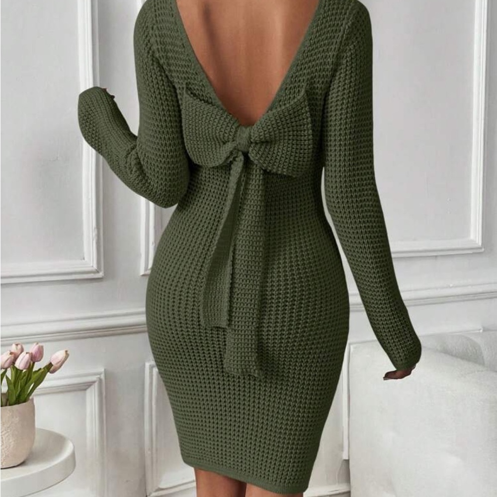 Elegant Olive Green Knit Dress